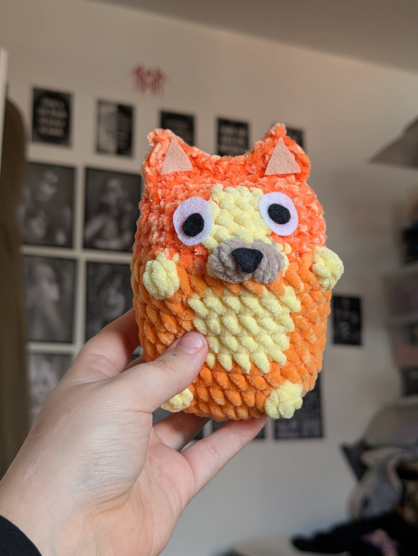 Bluey and bingo plushies