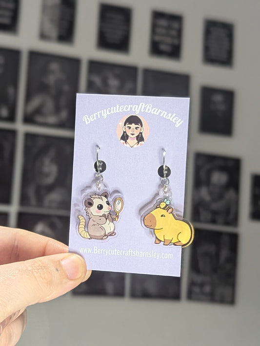 Stitch marker set opossum & capybara