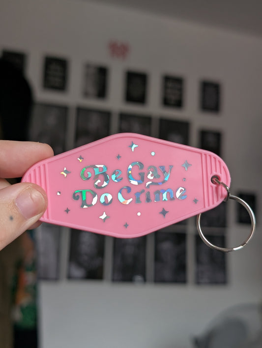 Be gay do crime motel keyring holo silver