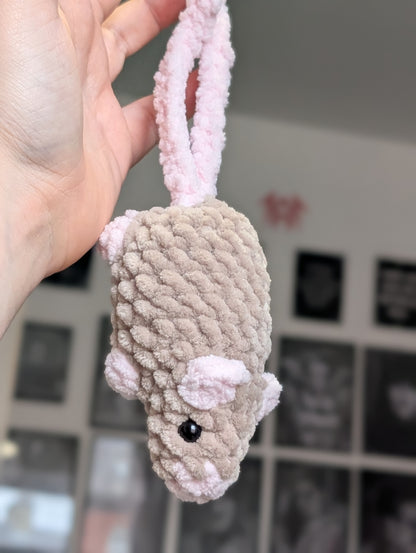 Ratty bag charm crochet