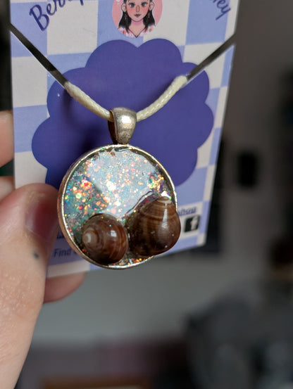 Resin shell necklace