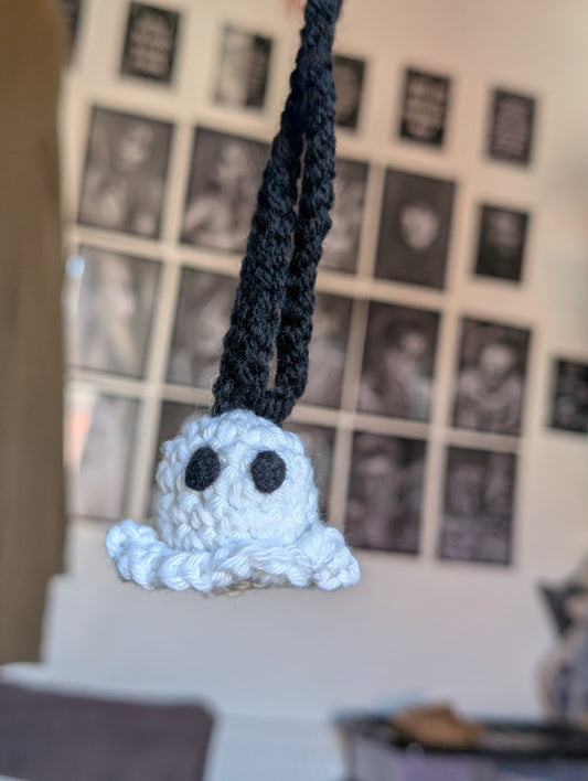 Car ghosties (glow in the dark)