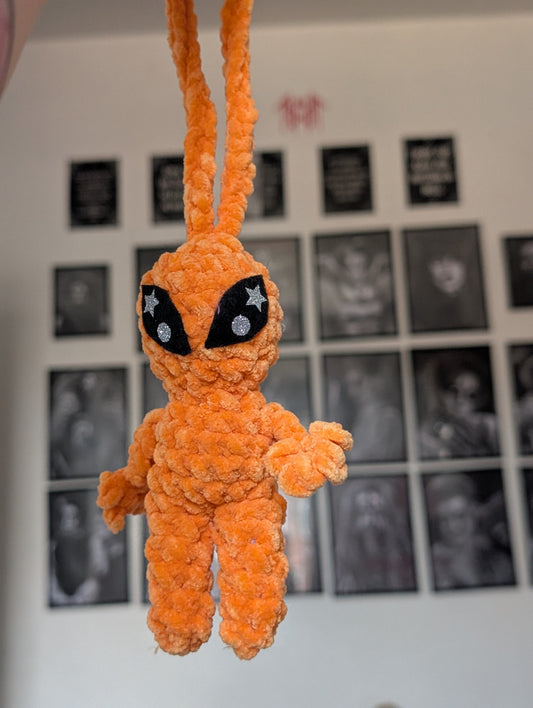 Alien bag charm orange