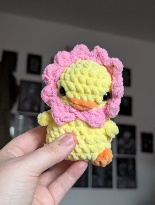 Baby flower duckie